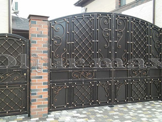 Porți, copertine,  garduri, balustrade,gratii, uși metalice,alte confecții din fier forjat. foto 4