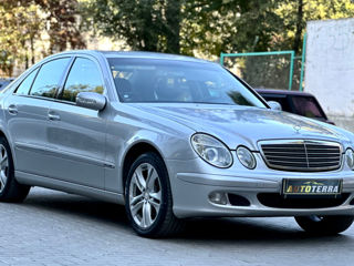 Mercedes E-Class foto 1