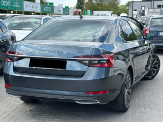 Skoda Superb foto 5