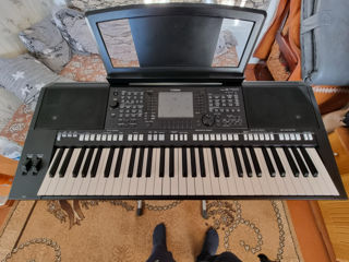 Yamaha Psr S750