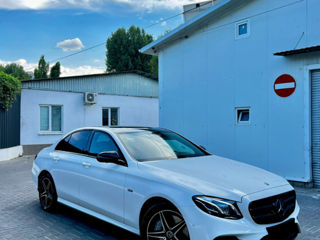 Mercedes E-Class