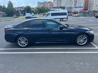 BMW 5 Series foto 3