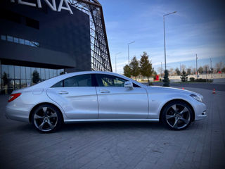 Mercedes CLS-Class foto 14