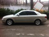 Mazda 626 foto 4