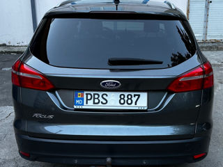 Ford Focus foto 5