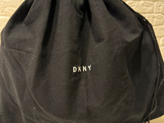 DKNY foto 5