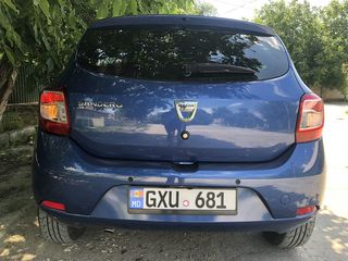 Dacia Sandero foto 2