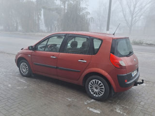 Renault Scenic foto 3