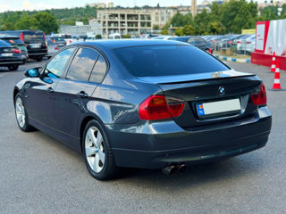 BMW 3 Series foto 14