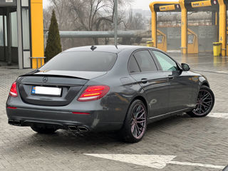 Mercedes E-Class foto 3