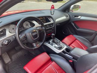 Audi S4 foto 10