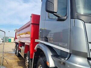 Mercedes arocs 8x4 basculabil foto 3