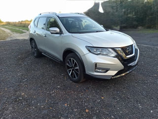 Nissan X-Trail foto 3