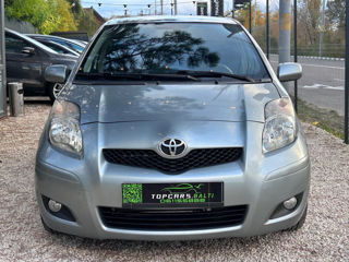 Toyota Yaris foto 2