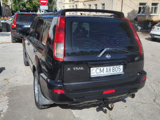 Nissan X-Trail foto 3