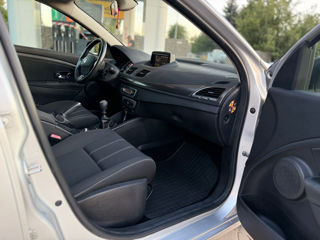 Renault Megane foto 8