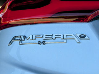 Opel Ampera-E foto 10