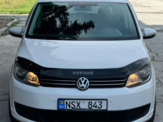 Volkswagen Touran foto 3