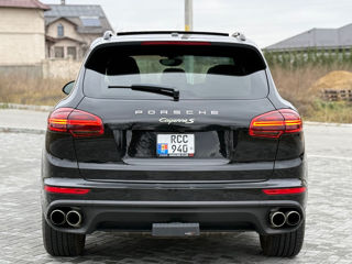 Porsche Cayenne foto 6