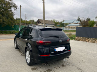 Subaru Tribeca foto 2