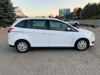 Ford Grand C-MAX foto 2