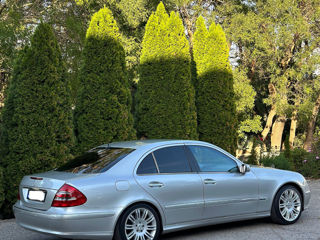 Mercedes E-Class foto 3