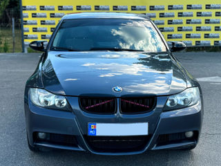 BMW 3 Series foto 4