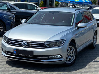 Volkswagen Passat foto 1