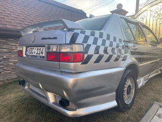 Volkswagen Vento foto 2