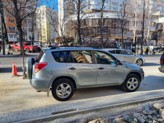 Toyota Rav 4 foto 2