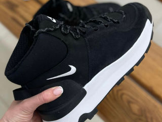 Botine noi Nike foto 5