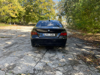 BMW 5 Series foto 6