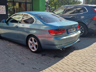 BMW 3 Series Coupe foto 2