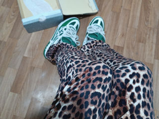 Leopard print pants foto 2