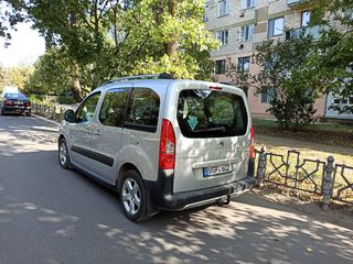 Peugeot Partner foto 2