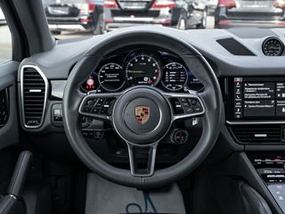 Porsche Cayenne foto 10