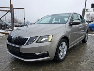 Skoda Octavia foto 3