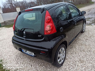 Peugeot 107 foto 3