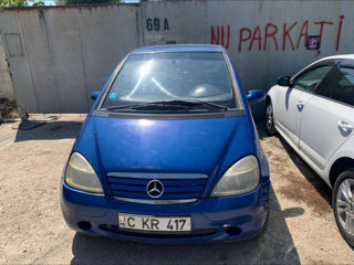 Mercedes A-Class foto 2