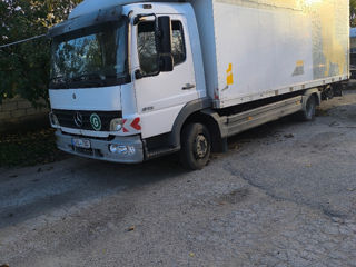 Mercedes Atego foto 2