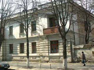 Apartament cu 2 camere, 65 m², Centru, Chișinău foto 1