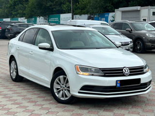 Volkswagen Jetta foto 5