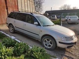 Volkswagen Passat foto 2