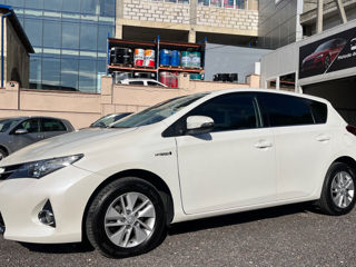 Toyota Auris foto 2