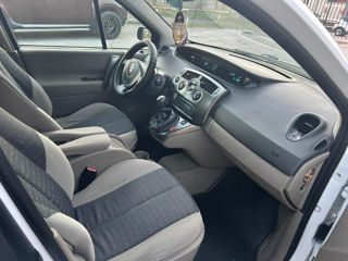 Renault Grand Scenic foto 7