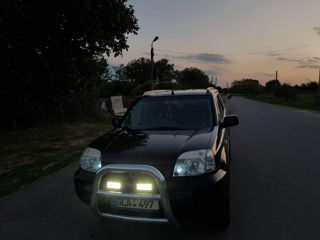 Nissan X-Trail foto 3