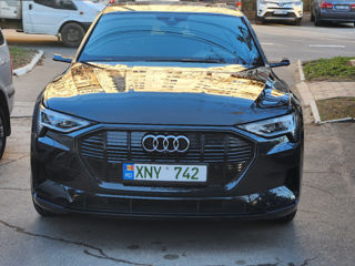 Audi e-tron foto 2