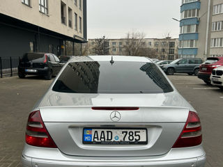 Mercedes E-Class foto 6