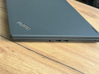 Lenovo ThinkPad P16v G1 16" FHD+ R7-7840HS Pro 32GB/1TB SSD Win11 Pro 21FE0009GE foto 6