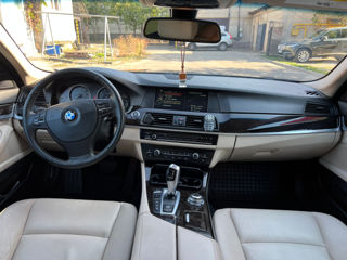 BMW 5 Series foto 5